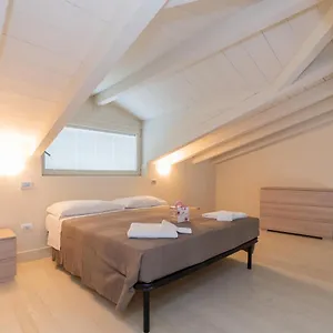  Apartment Palazzetto Il Mangano - F&l