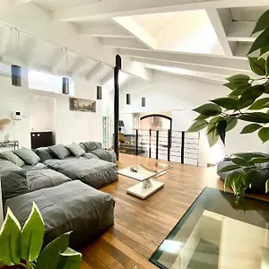 Luxury Industrial Vicino Al Centro Con Garage Brescia